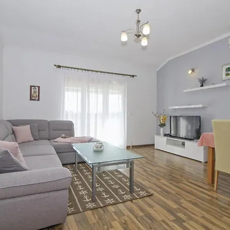 Πανσιόν Lea In Stinjan - Istrien 4*